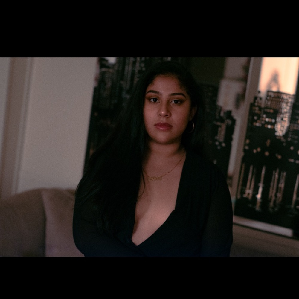 Meet your Posher, Alicia